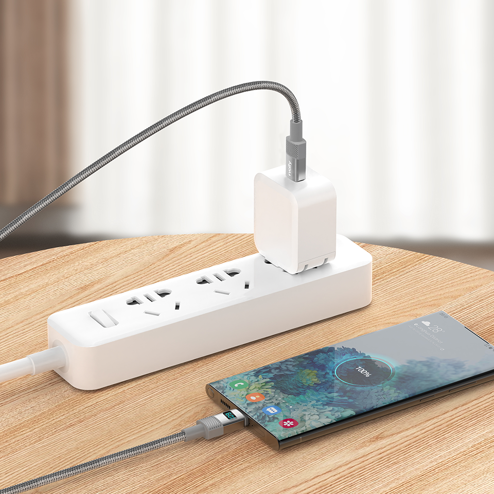 Volty Type-C to Type-C Hızlı Şarj Kablosu | 60W PD, 480 Mbps, 1.2m, Dijital Ekran (Gri-V0201006)