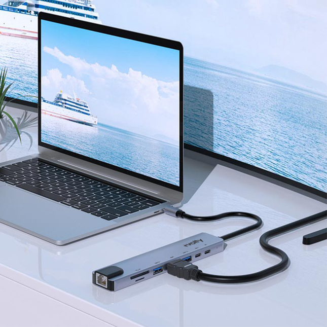 USB Type-C Hub